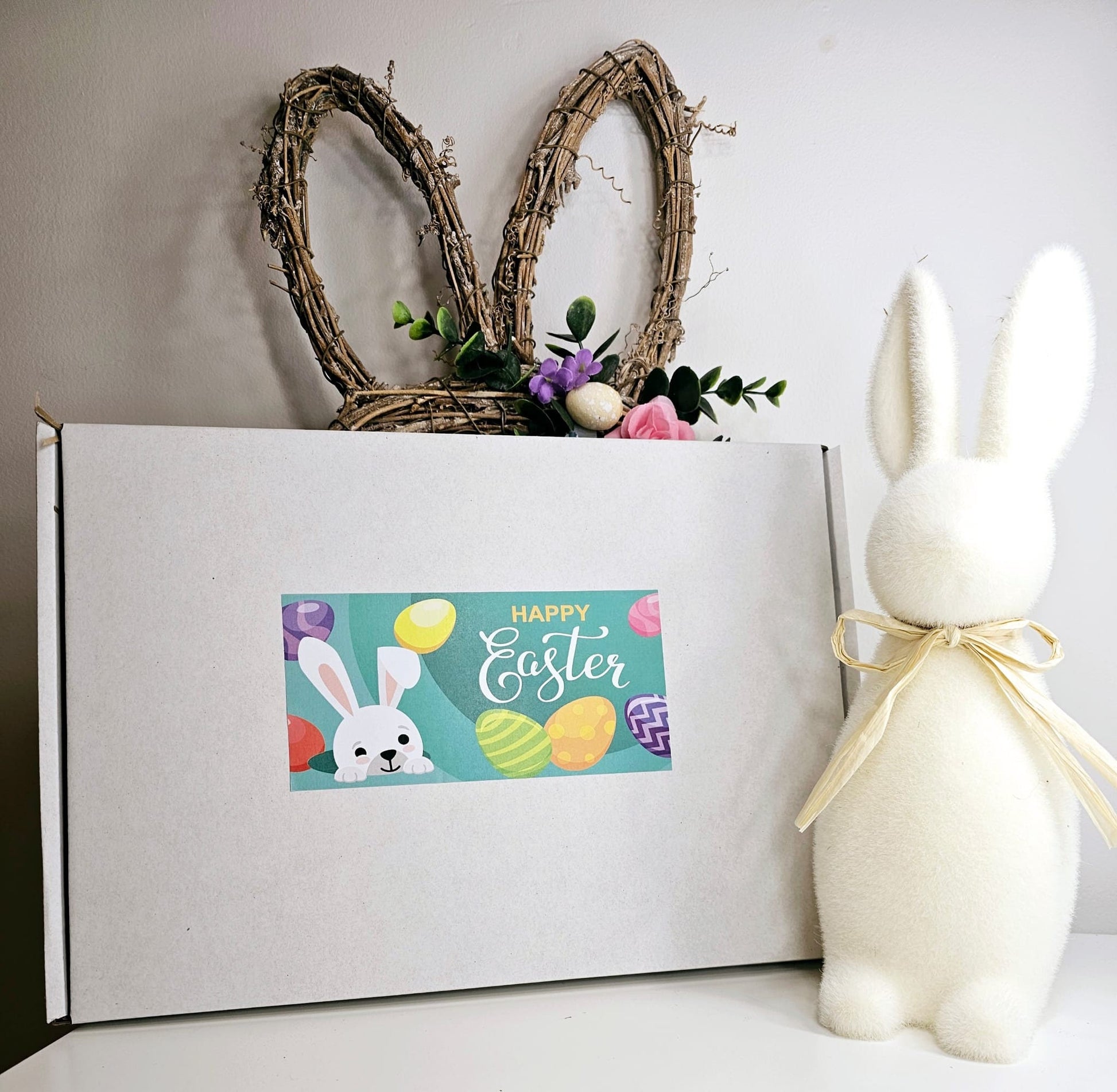 Easter Letterbox Gift| Milkshake letterbox gift| Personalied Easter Gift| Easter| Kids Easter Gift| Letterbox Milkshake and Chocolate Gift.