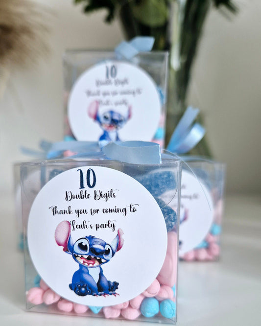 Sweet cubes - Stitch-inspired sweet boxes - Personalised filled sweet cubes - Birthday party favours