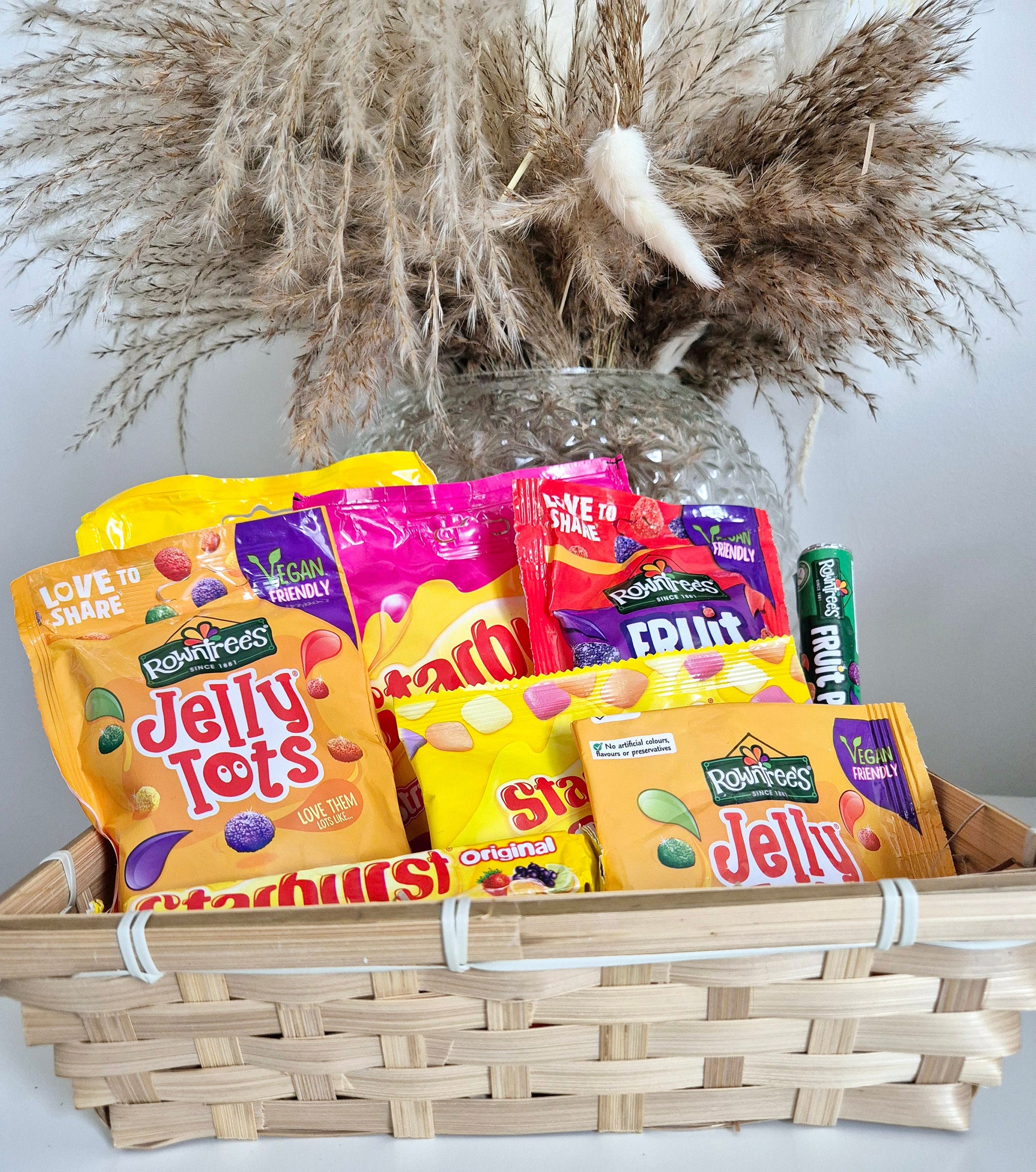 Sweet hamper - Birthday - Thankyou - variety sweet hamper- Personalised gift card