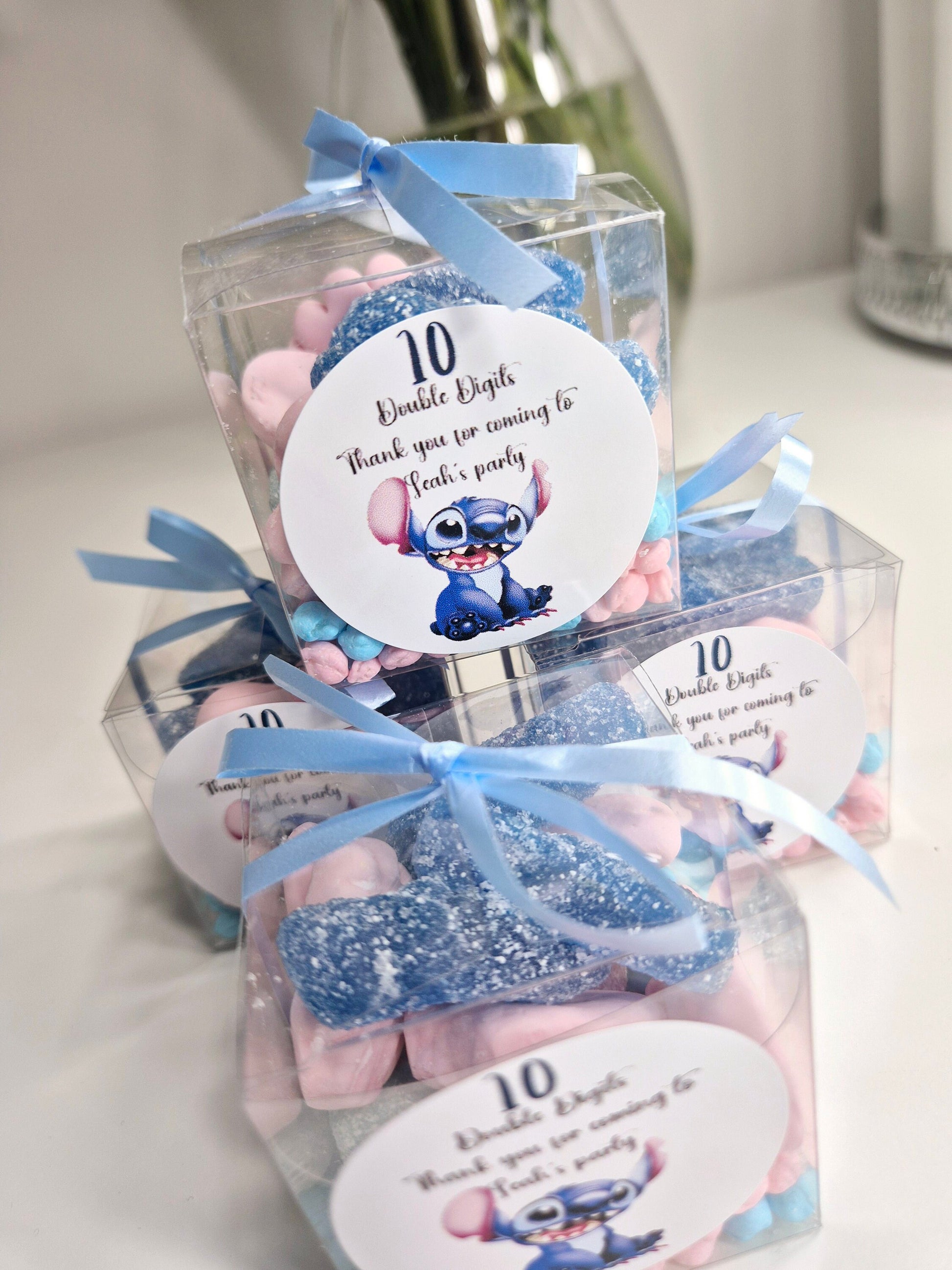 Sweet cubes - Stitch-inspired sweet boxes - Personalised filled sweet cubes - Birthday party favours