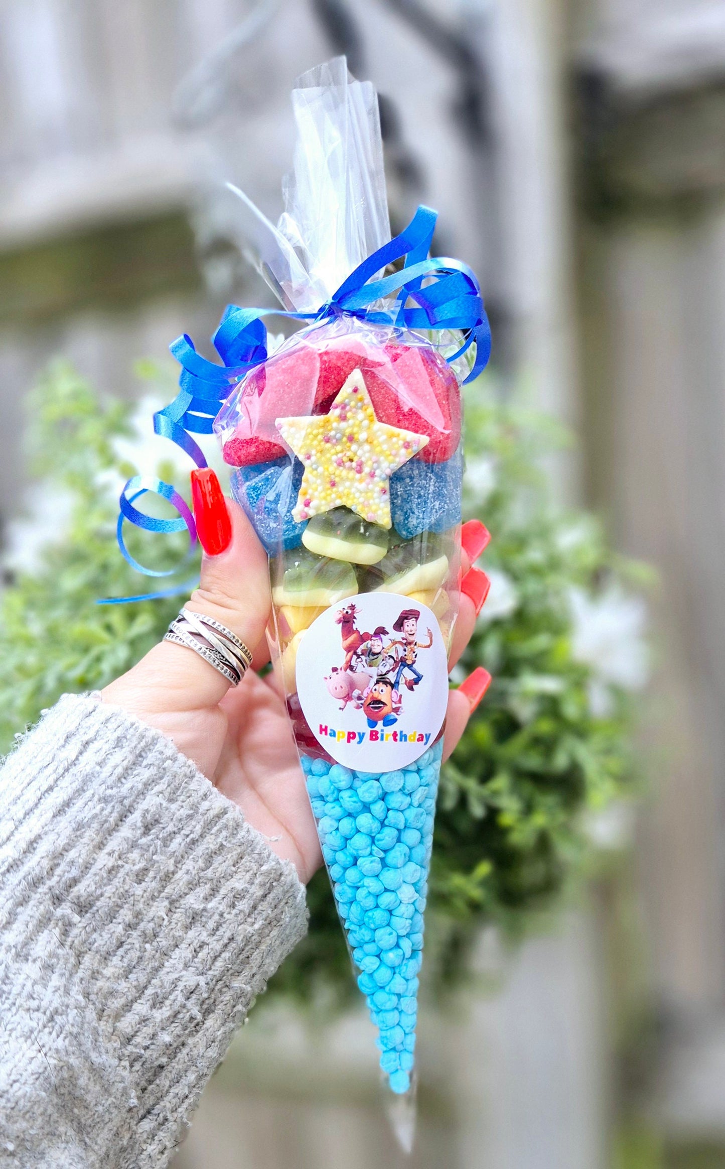 Friend in me themed party cones- Party - Sweet Favours- party favours- friend In me prefilled cones - Toy-štory inspired