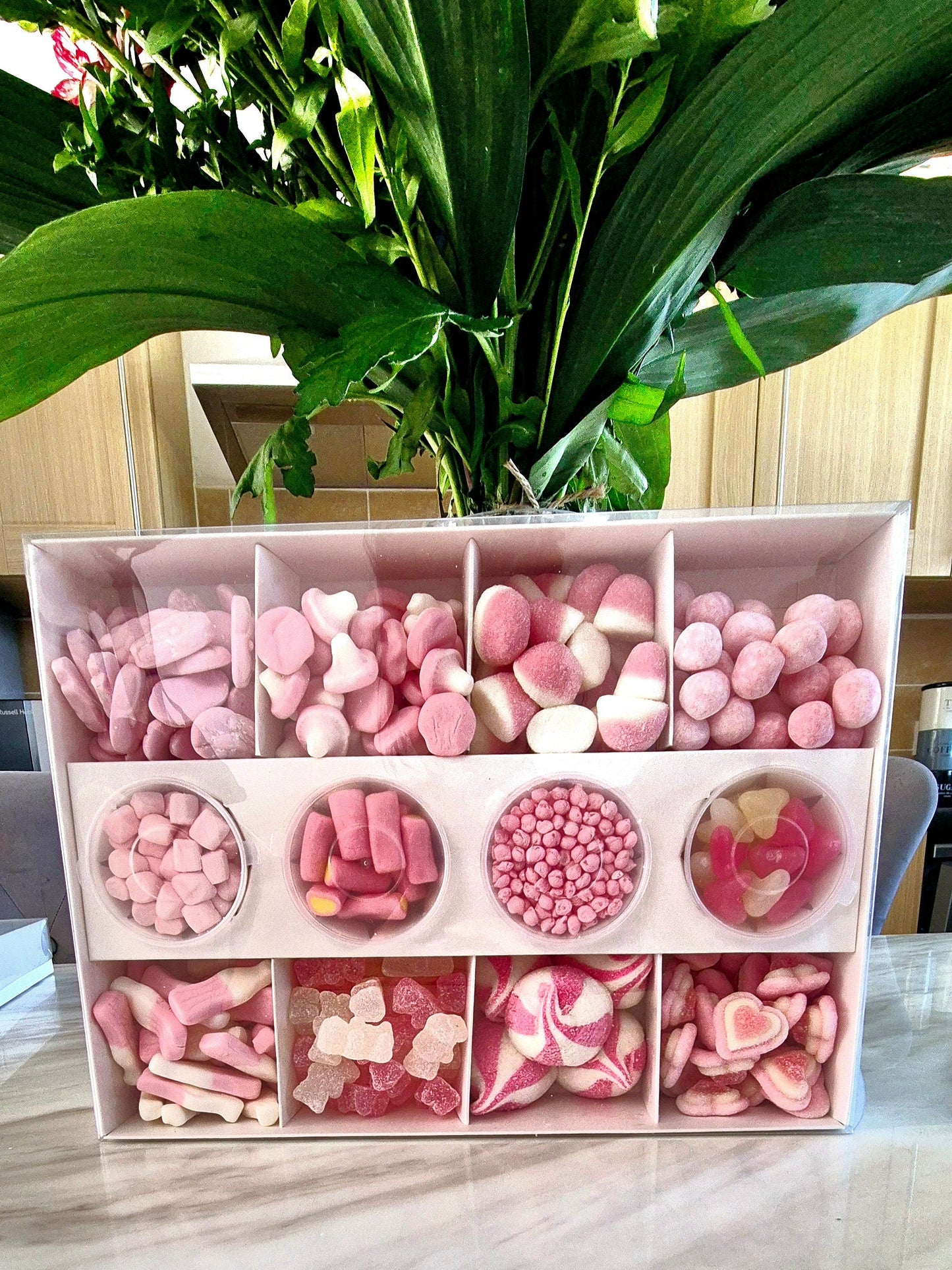 Sweet pick n mix- Mega treat box- Sweet selection- Birthday- Baby shower - Pink - Pink sweets